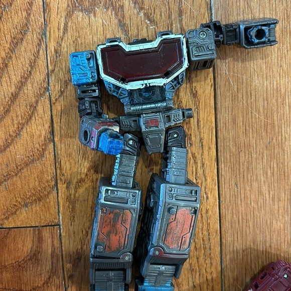 Set of 5 hasbro transformers- approximately 6 inches - Picture 4 of 6